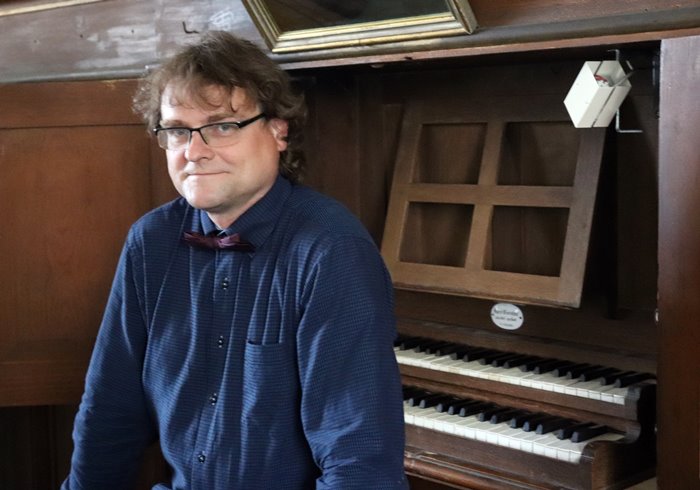 Benefiční koncert - vystoupí Pavel Černý